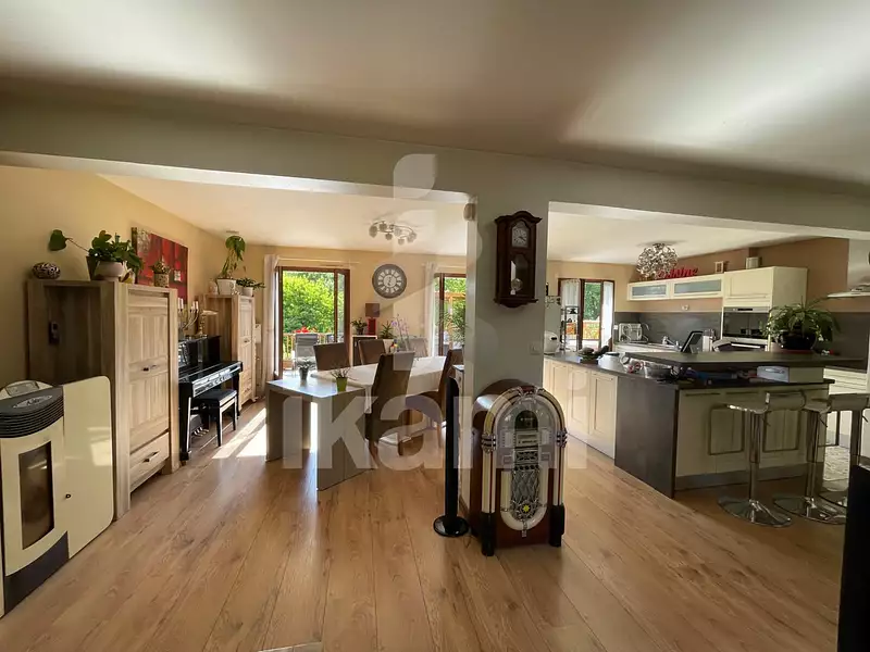Maison, 127 m²