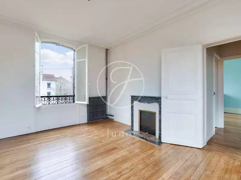 Maison, 219 m²