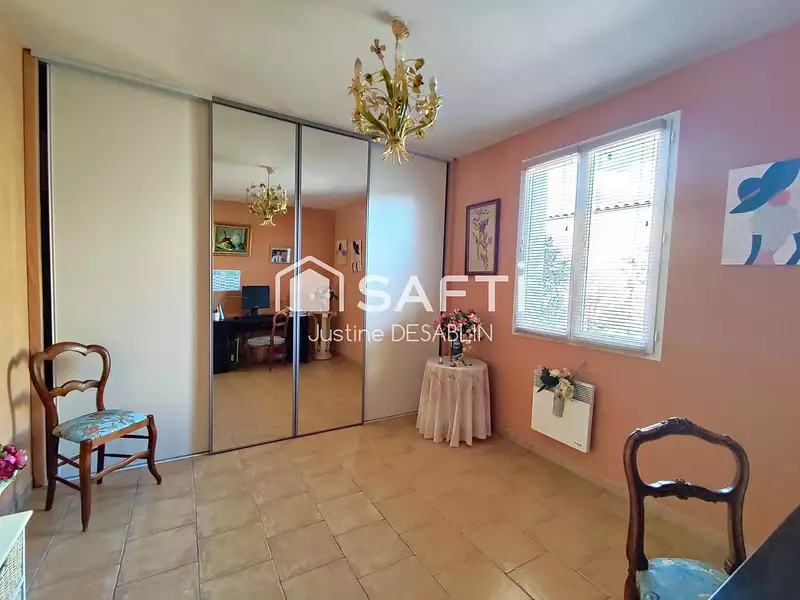 Maison, 159 m²