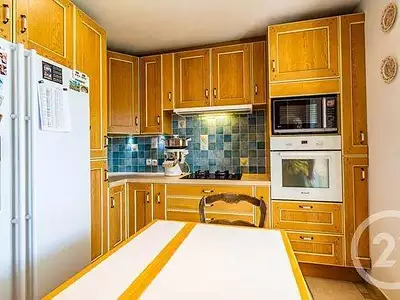 Maison, 183 m²