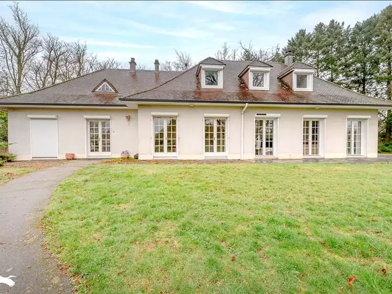 Maison, 240 m²