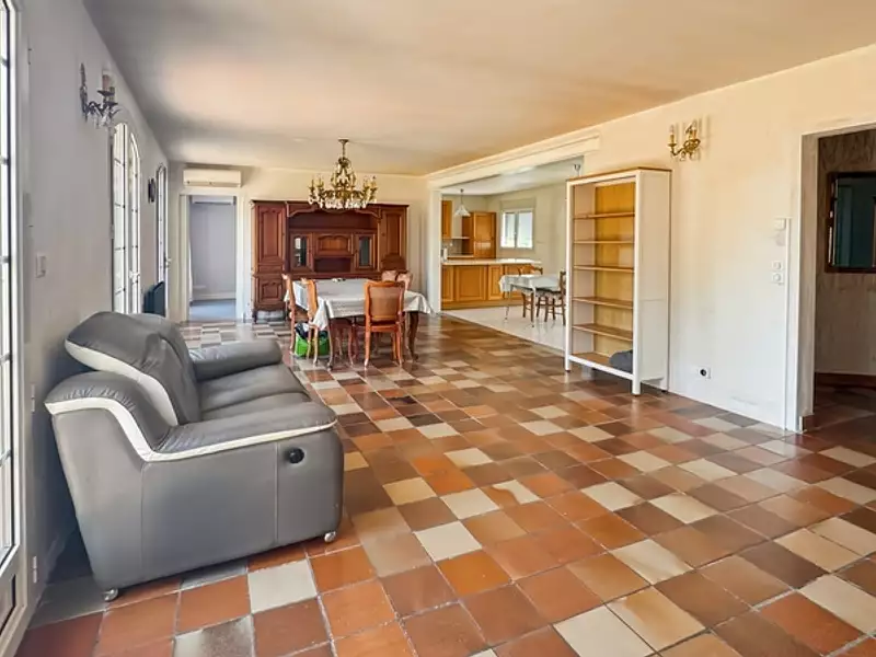 Maison, 184 m²