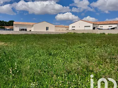 Terrain, 670 m²