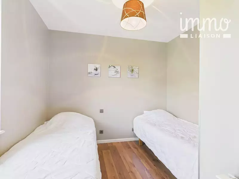 Maison, 266 m²