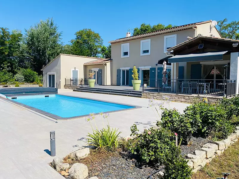 Maison, 300 m²