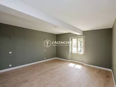 Maison, 360 m²