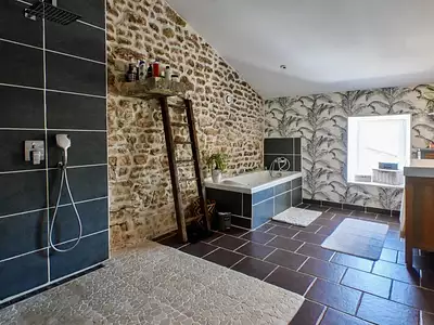Maison, 235 m²