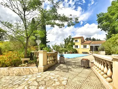 Maison, 283 m²