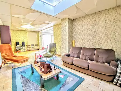 Maison, 570 m²