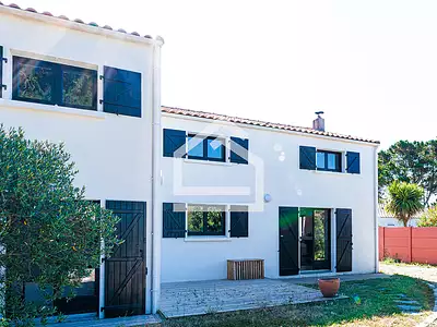 Maison, 195 m²