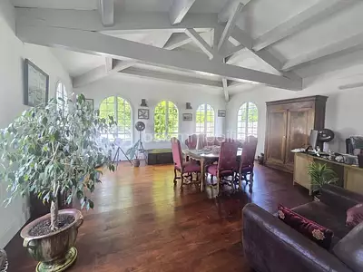 Maison, 200 m²