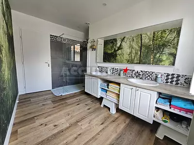 Maison, 198 m²