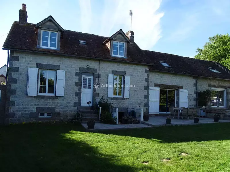 Maison, 167 m²