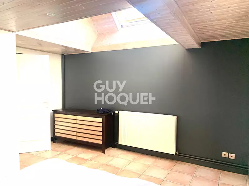 Maison, 196,2 m²