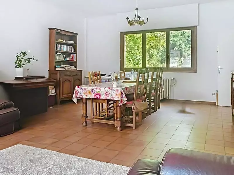 Maison, 350 m²