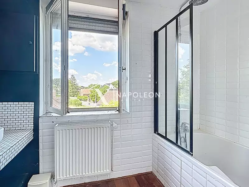 Maison, 350 m²
