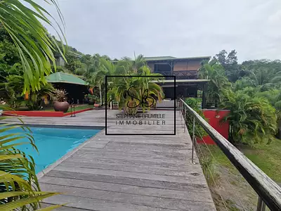 Maison, 160 m²