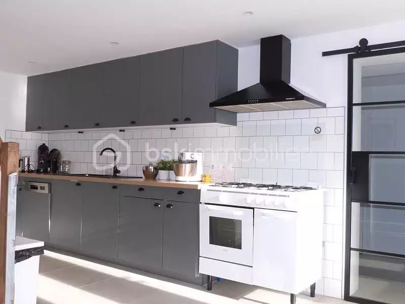 Maison, 180 m²