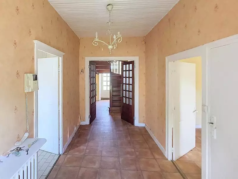 Maison, 270 m²