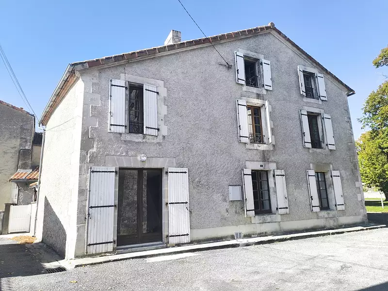 Maison, 250 m²