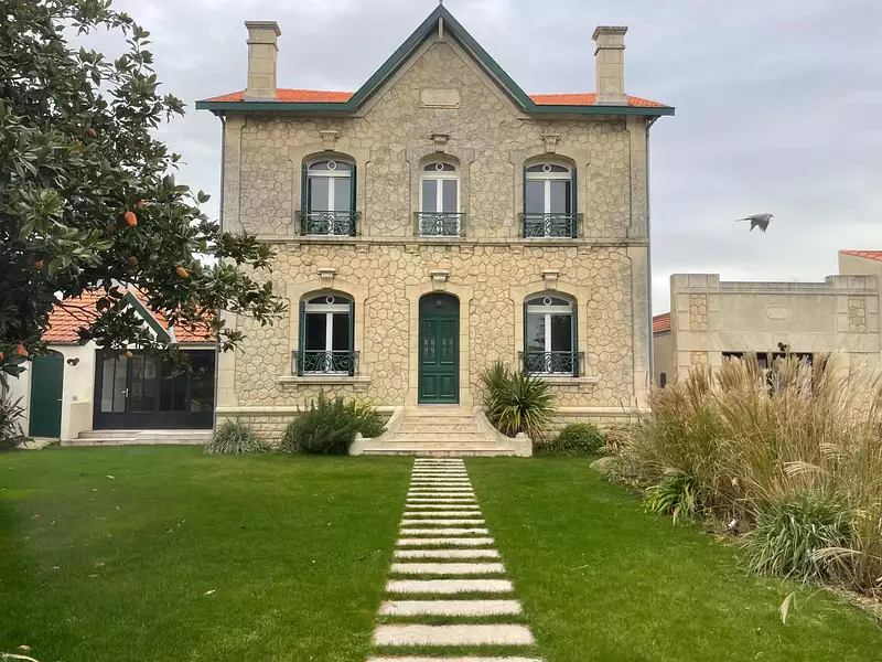 Maison, 200 m²