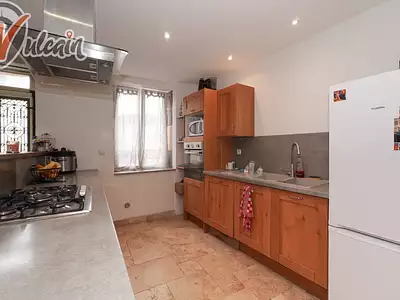 Maison, 200 m²