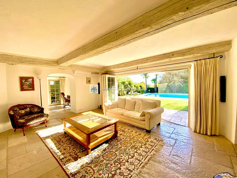 Maison, 234 m²
