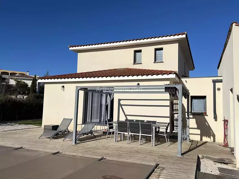 Maison, 213,14 m²