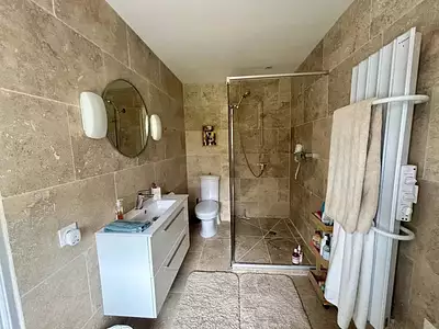 Maison, 325 m²