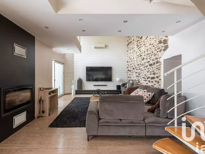Maison, 249 m²