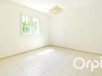 Maison, 220 m²
