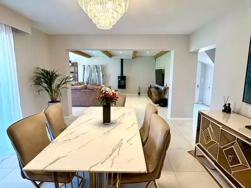 Maison, 209 m²