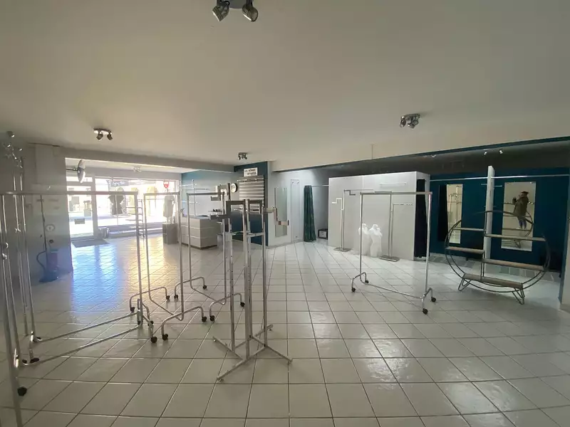 Divers, 100 m²