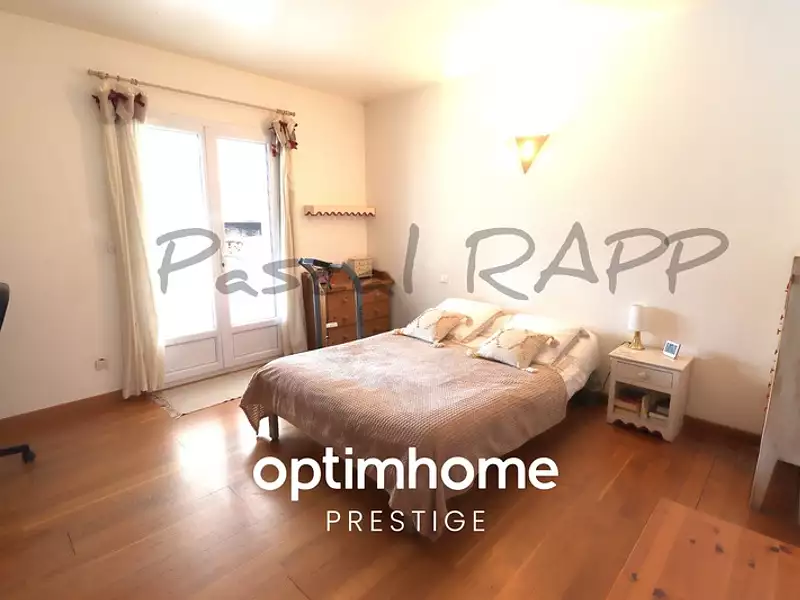 Maison, 218 m²