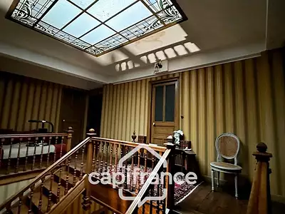 Maison, 570 m²