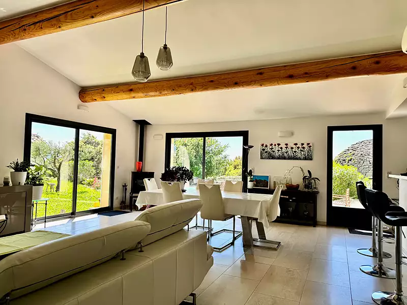 Maison, 240 m²