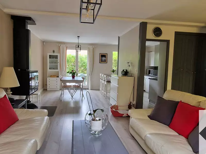 Maison, 115 m²