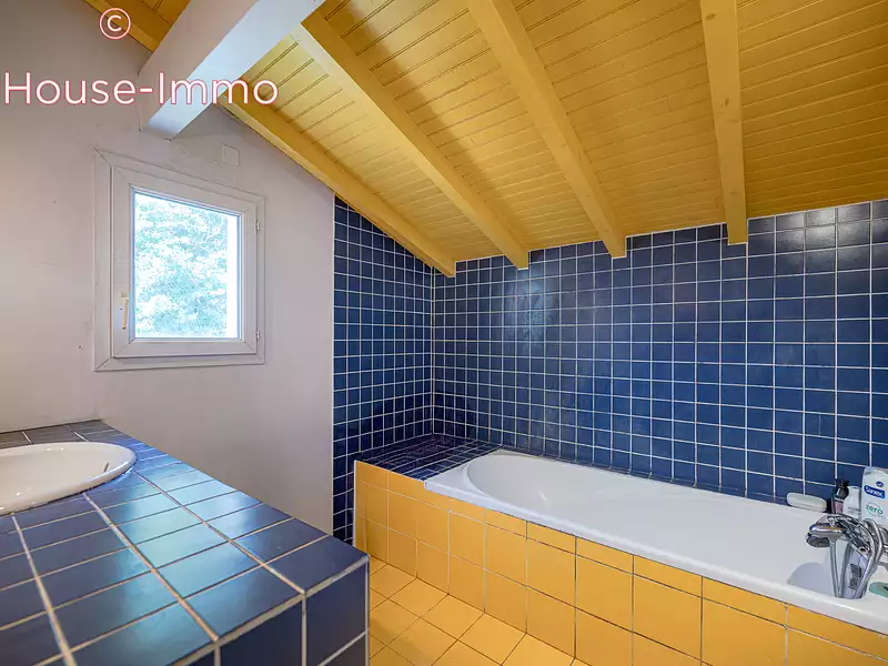Maison, 180 m²