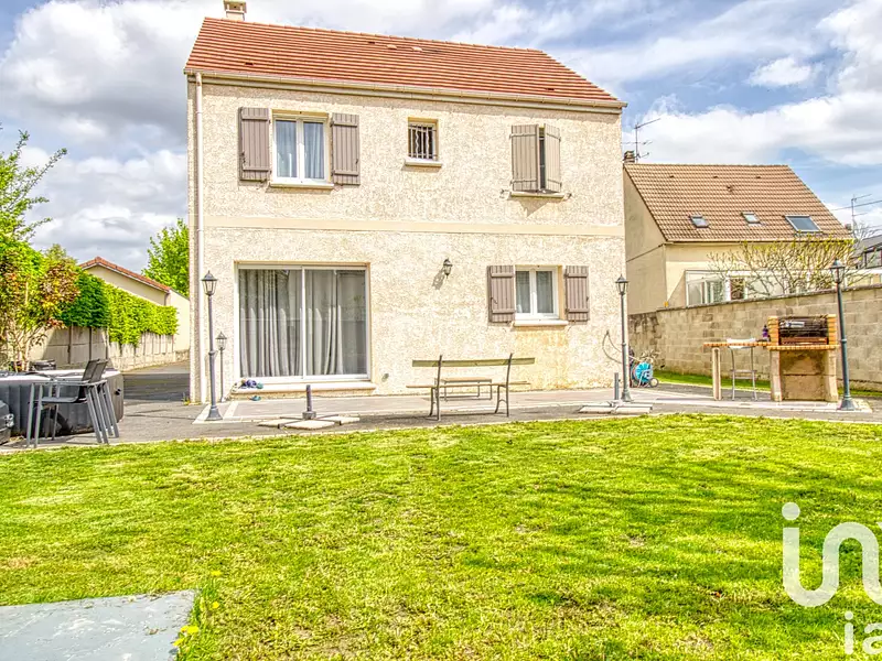 Maison, 105 m²