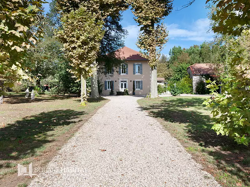 Maison, 280 m²