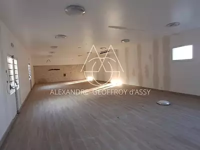 Maison, 3 000 m²
