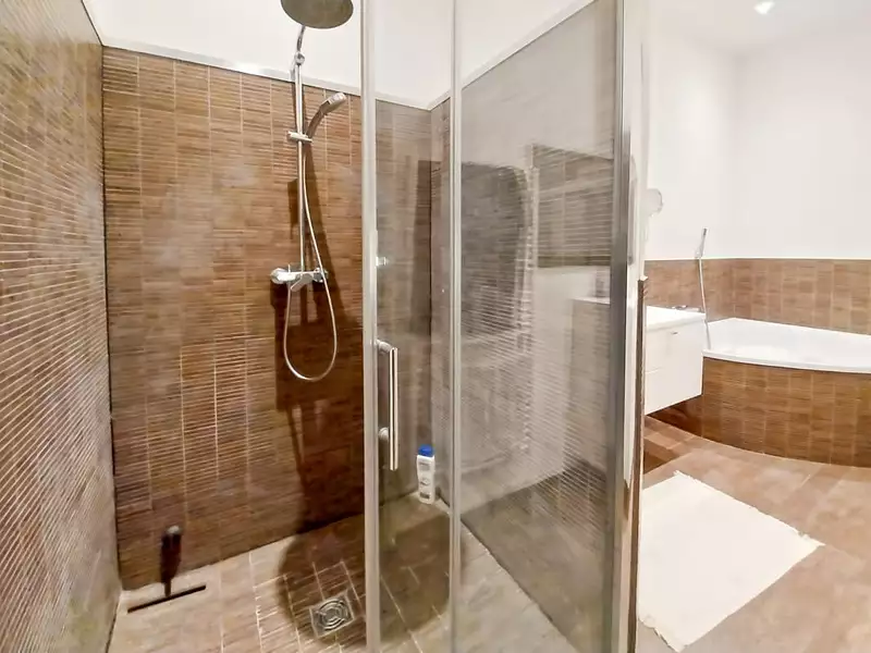 Maison, 145 m²
