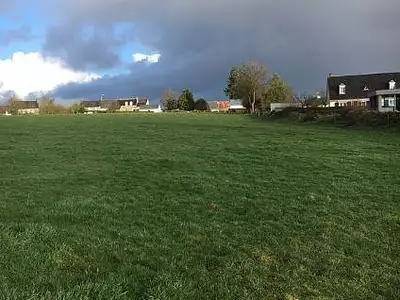 Terrain, 30 500 m²