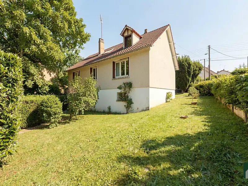 Maison, 122 m²