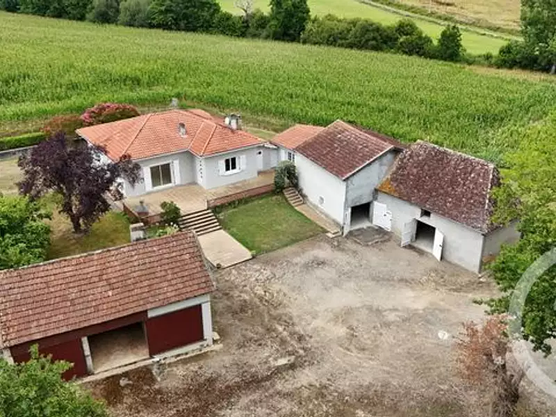 Maison, 132 m²