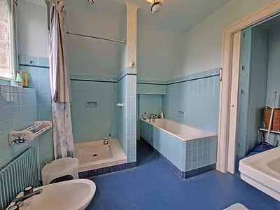 Maison, 240 m²