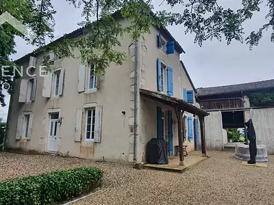 Maison, 203 m²
