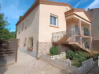 Maison, 166 m²