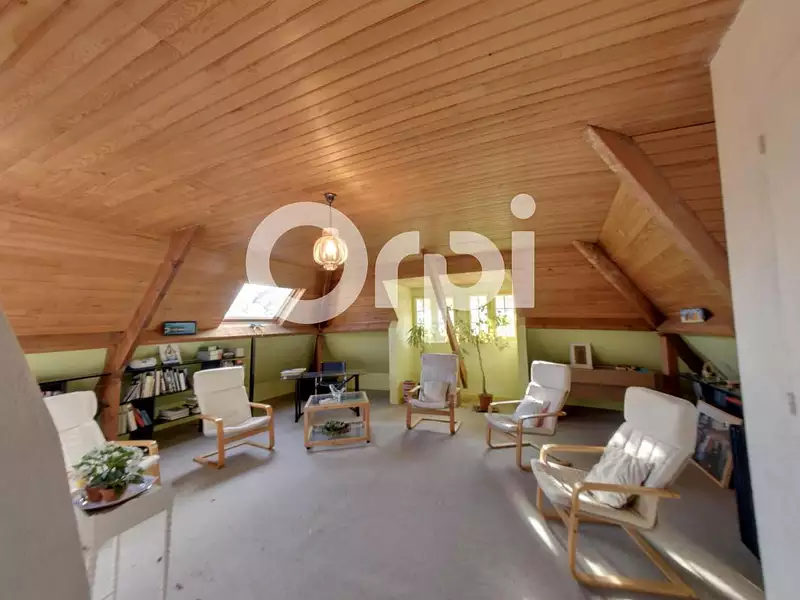 Maison, 208 m²