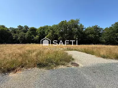 Terrain, 1 011 m²
